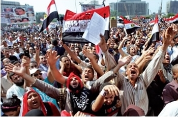 يجب أن لا تبقى مصر فريسةً للأهواء