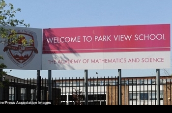 التطرف يزدهر في أرض الحرية